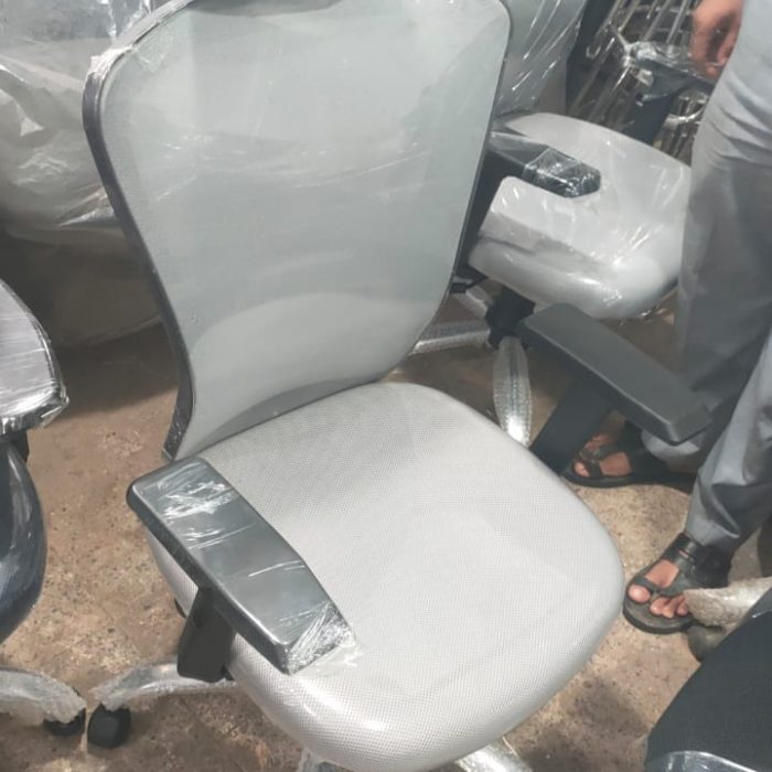 Ergonomic High-Back Mesh Office Chair with Adjustable Headrest & Armrests – Grey