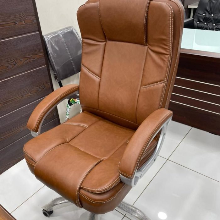 Deluxe High Back Leatherette Executive Chair – Ergonomic Comfort in Classic Tan Finish