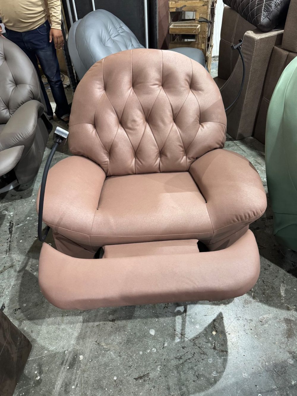 Deluxe Tufted Leather Recliner Chair with Footrest – Rosewood Blush