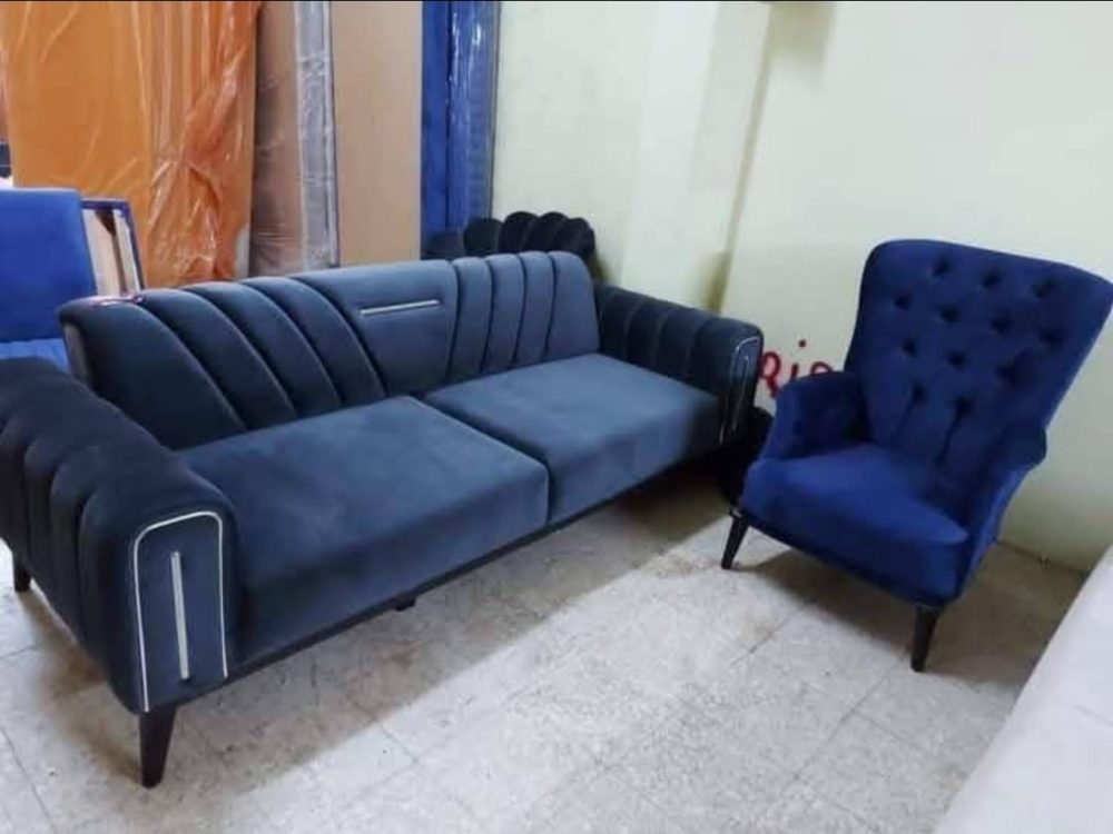 Modern Velvet 3-Seater Sofa with Wingback Accent Chair – Midnight Blue Elegance