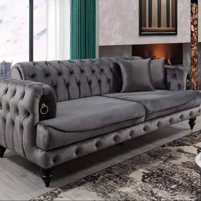 Luxury Chesterfield Tufted Velvet Sofa – Royal Grey Elegance