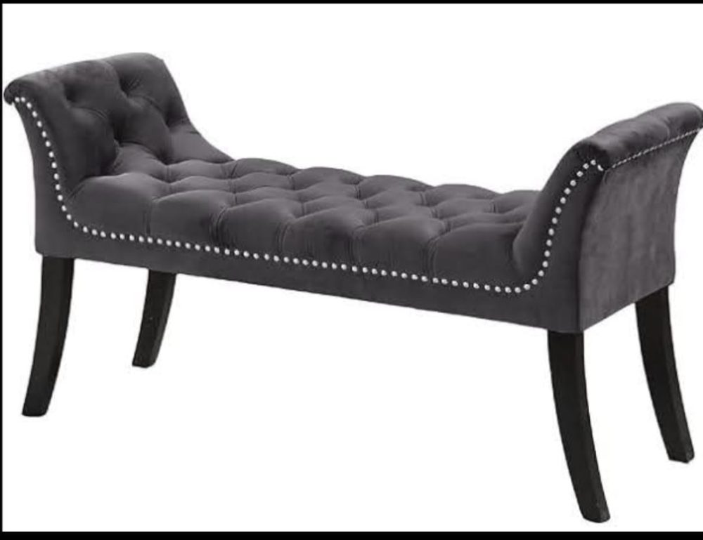Velvet Tufted Bench with Nailhead Trim – Elegant Black Upholstery